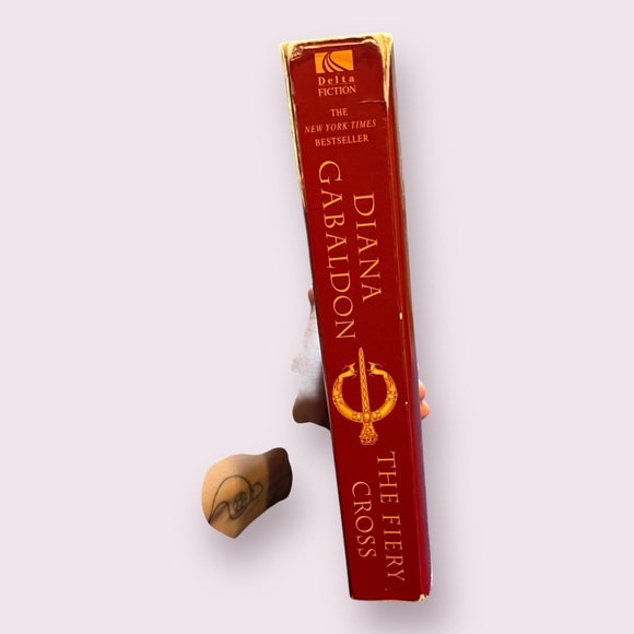 Diana Gabaldon Outlander Series books 5-9 - Picture 5 of 16